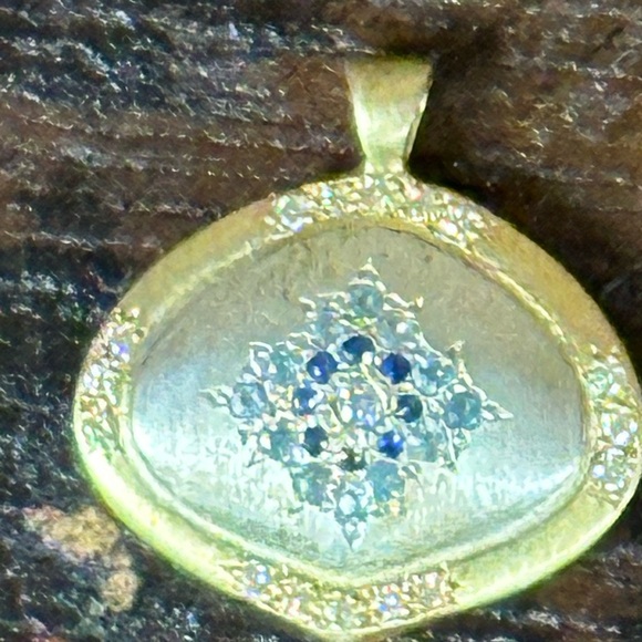 “Mondo Joya Necklace” gold pendant by Adel Chefridi. New with tags from Sundance - Picture 3 of 8